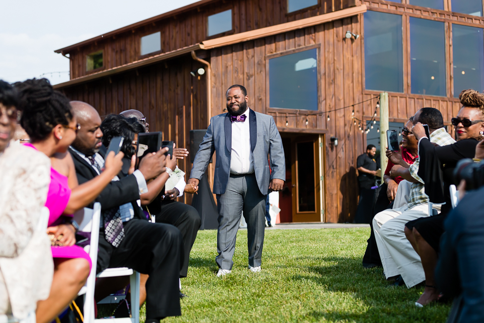 Remarkable DC Vineyard Wedding