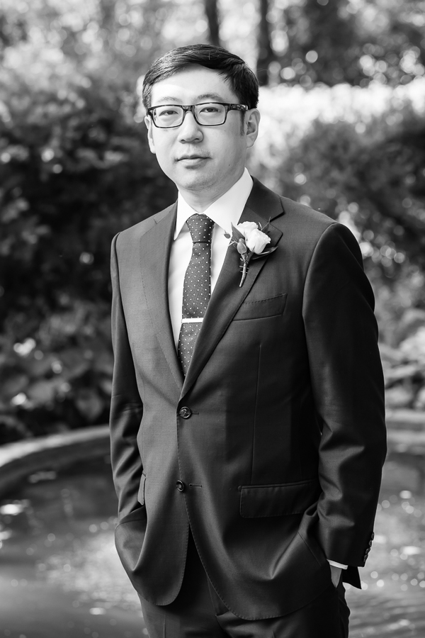 groom portrait