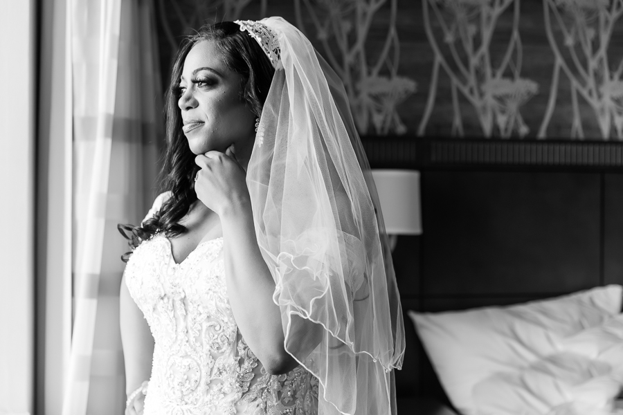 bride prep portrait